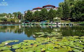 New Egreta Resort